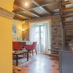 Casa Giovio Elegant Historic In The Heart Of Апартаменты *