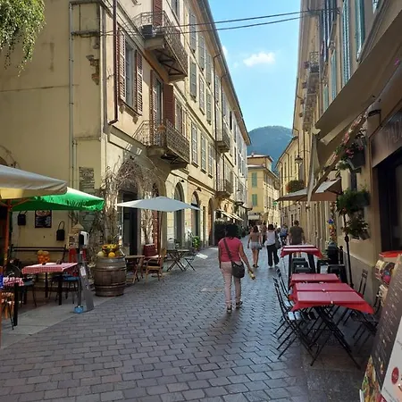 Casa Giovio Elegant Historic In The Heart Of * Como