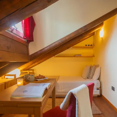 Daire Casa Giovio Elegant Historic In The Heart Of *