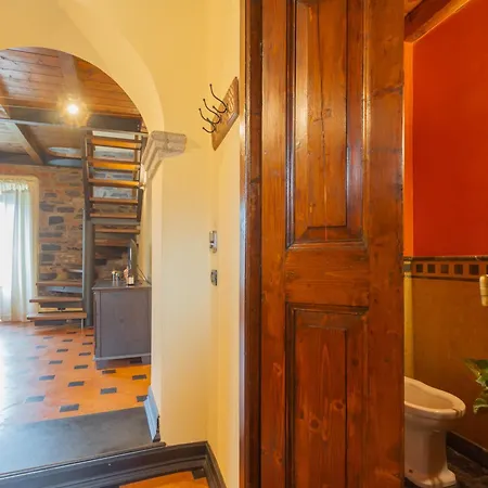 Apartment Casa Giovio Elengant Loft In Historical Building Como